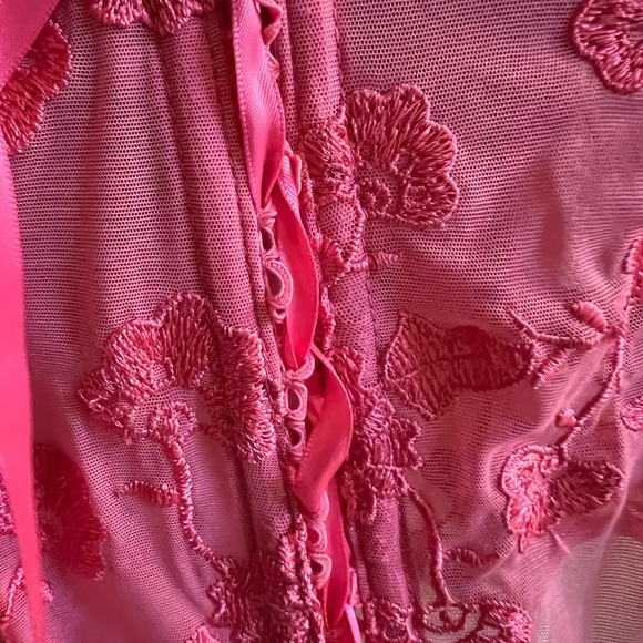 PRETTYLITTLETHING hot pink embroidered mesh corset top - Picture 11 of 14